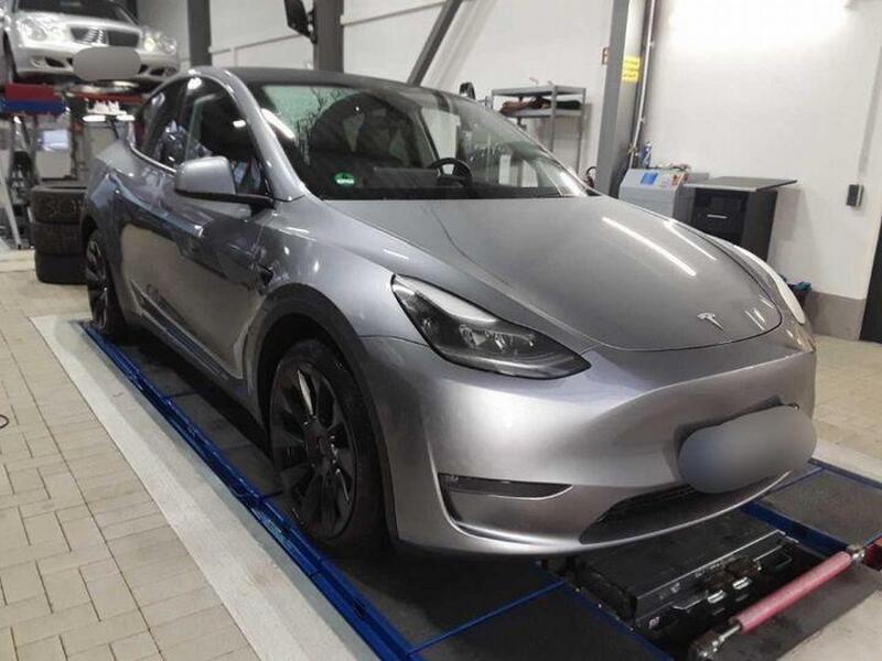 Tesla Model Y