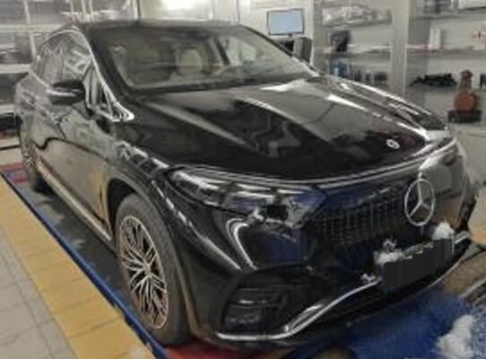 Mercedes-Benz EQS