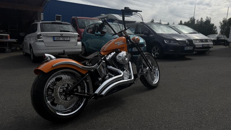 Harley-Davidson FXSTD Softail Deuce