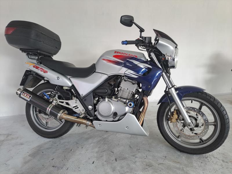 Honda CB 500