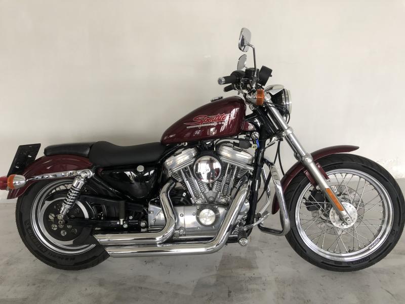 Harley-Davidson XLH Sportster 883 Hugger