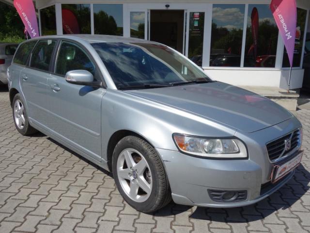 Volvo V50 2.0D 100kW -SERVISOVÁNO