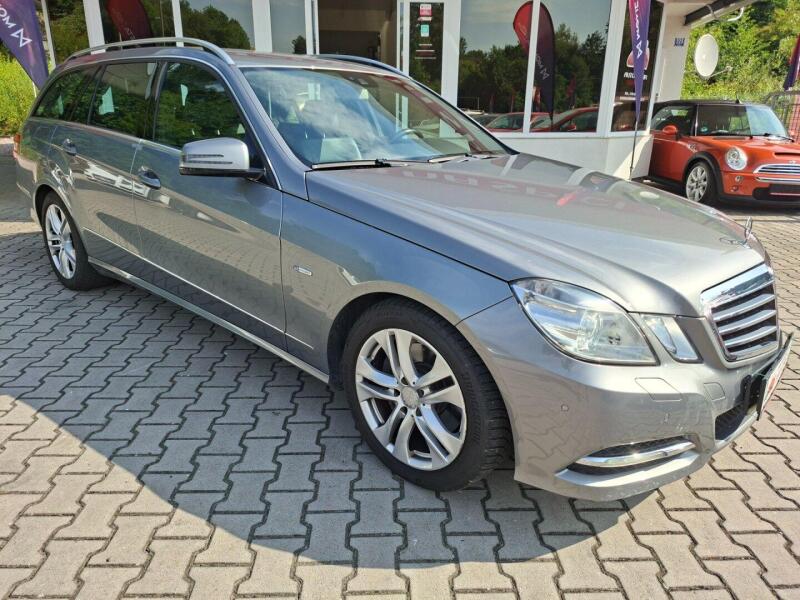 Mercedes-Benz Triedy E