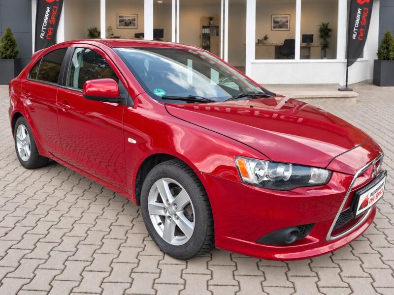 Mitsubishi Lancer