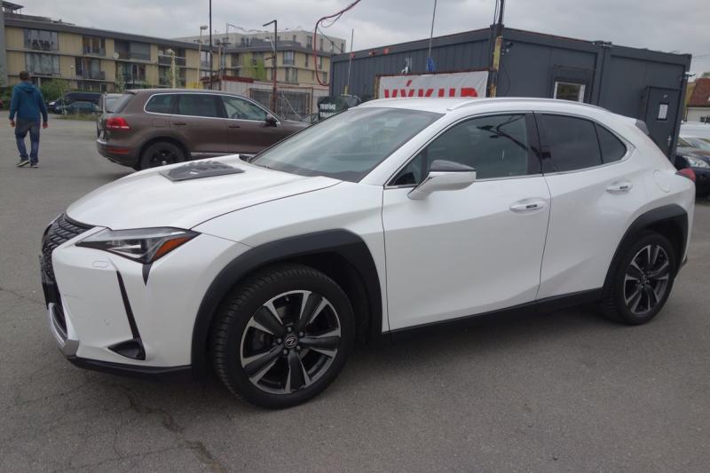 Lexus