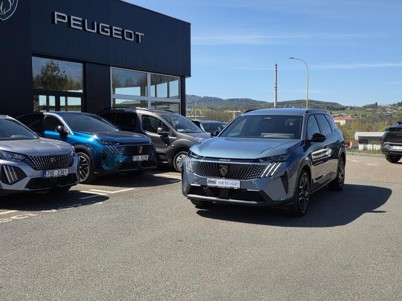 Peugeot 5008