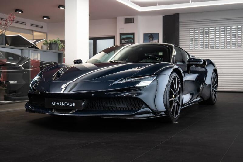 Ferrari SF90