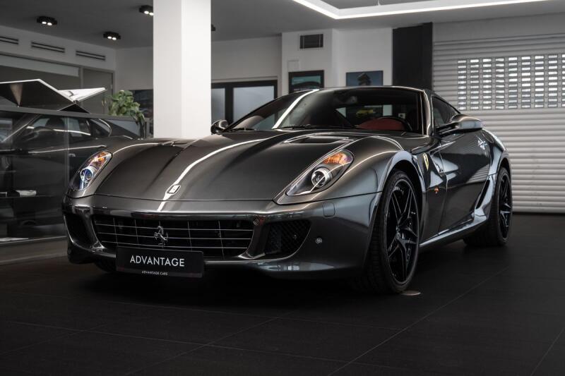 Ferrari 599