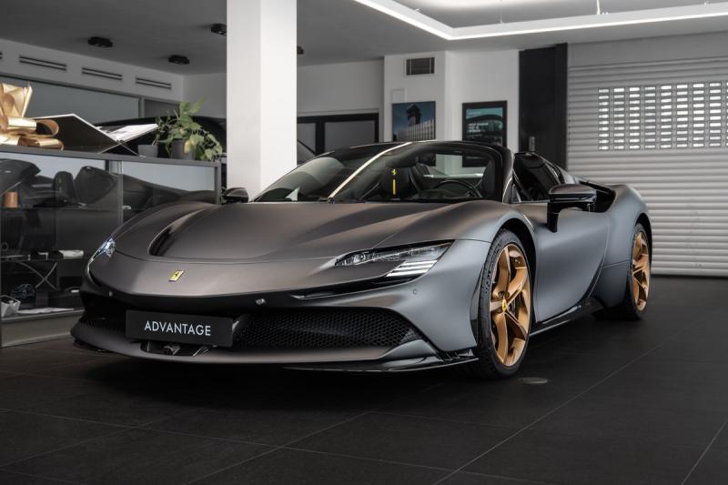 Ferrari SF90