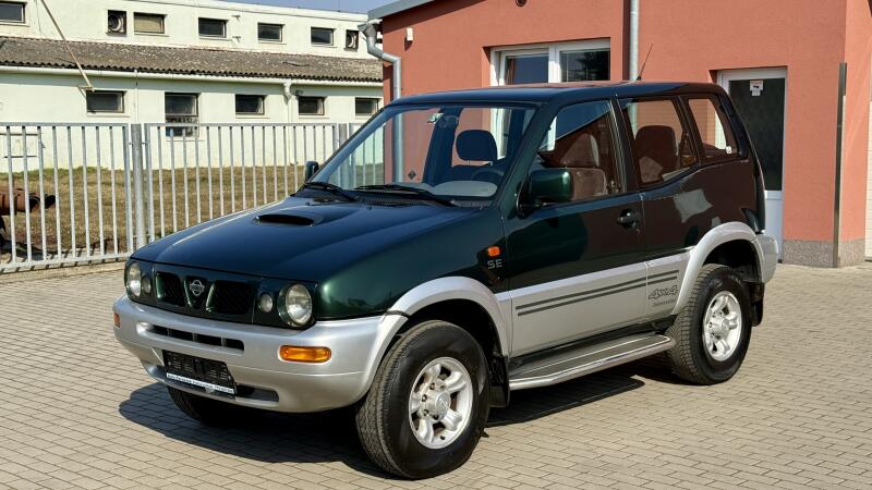 Nissan Terrano II
