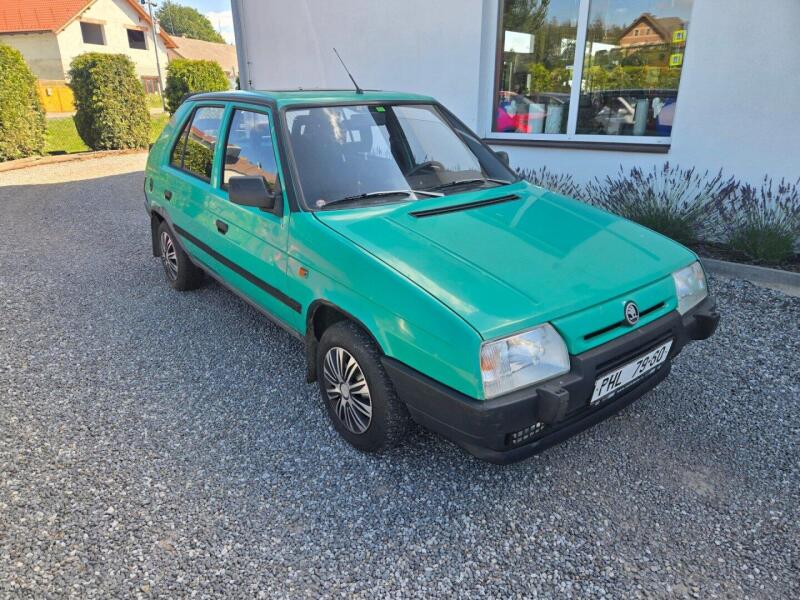 �koda Favorit