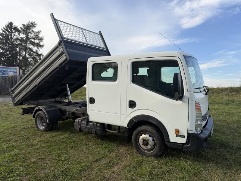 Nissan Cabstar