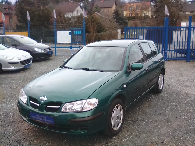 Nissan Almera