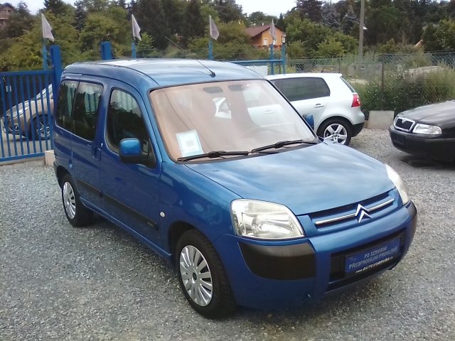 Citroën Berlingo 1.6i 16V Multispace, závěs