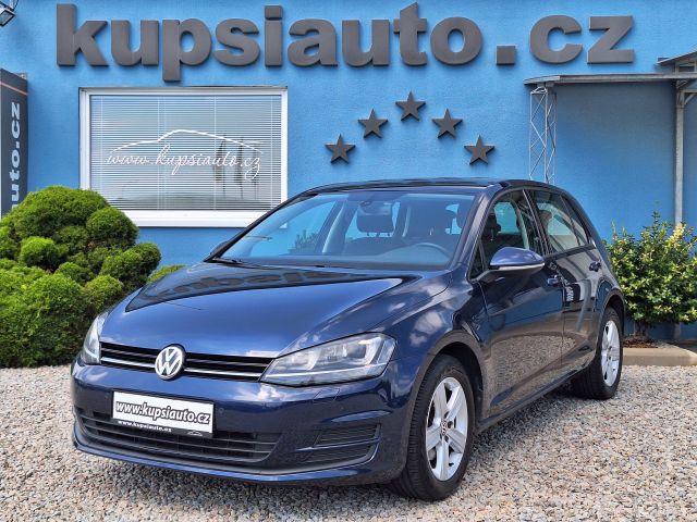 Volkswagen Golf VII 1,2TSi - XENO, TOP STAV