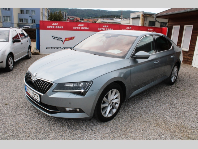 Škoda Superb 2,0TDI KUZE XENON DSG EL.OKNA