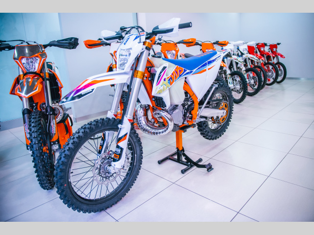 KTM 300 EXC SIX DAYS Nová 0MTH