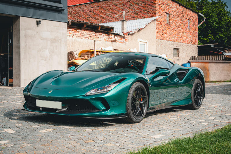 Ferrari F8