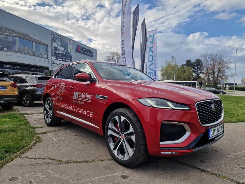 Jaguar F-Pace