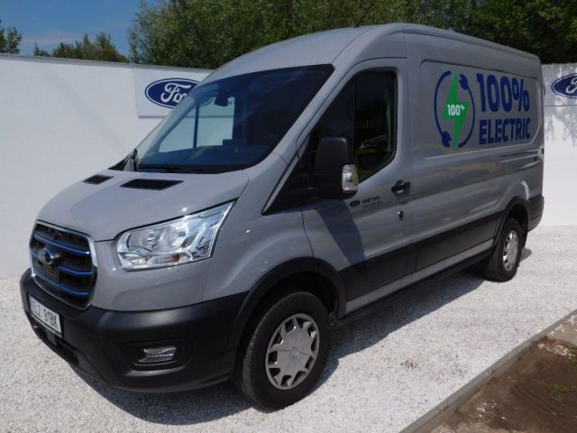 Ford Transit 68kWh, RWD,135kW, PŘEDVÁDĚCÍ,