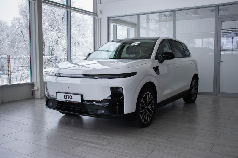 Leapmotor B10