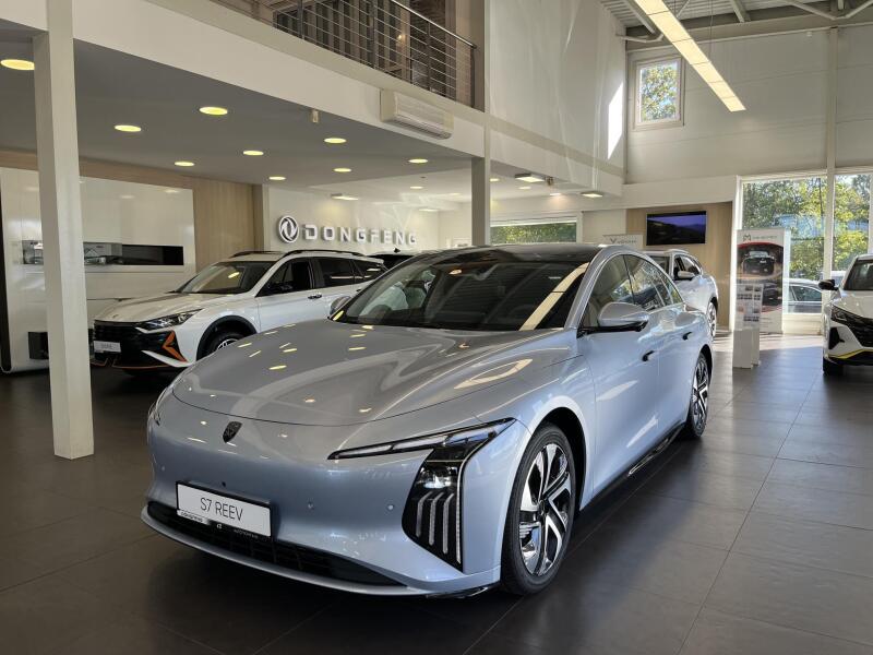 Dongfeng S7