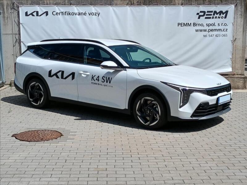Kia K4 Sportswagon