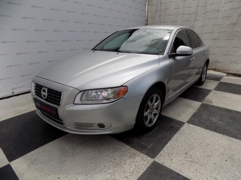 Volvo S80