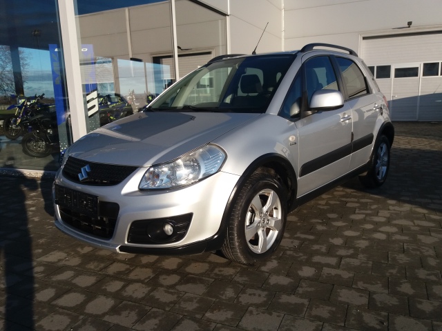 Suzuki SX4