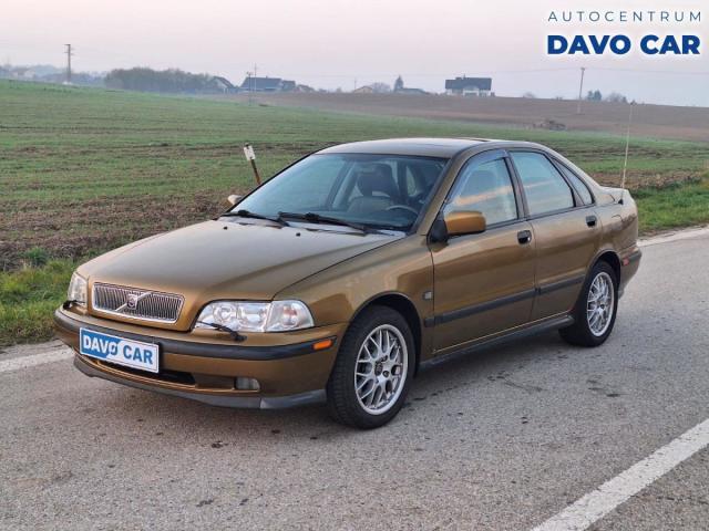 Volvo S40