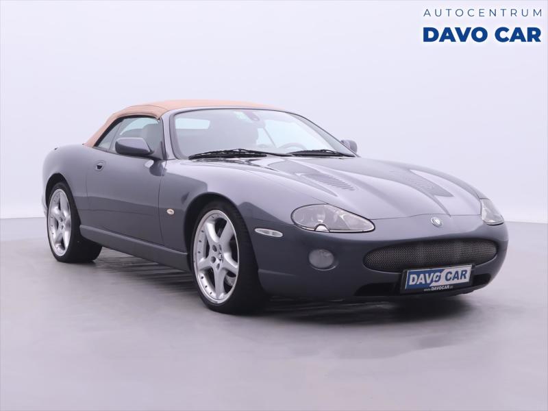 Jaguar XKR