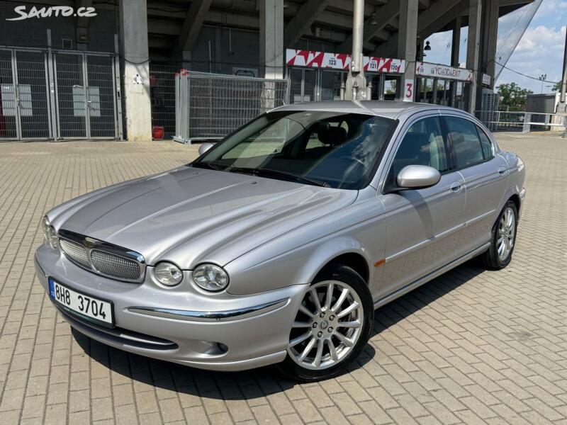 Jaguar X-Type