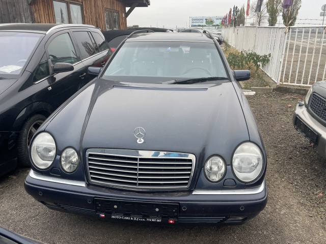 Mercedes-Benz Class E