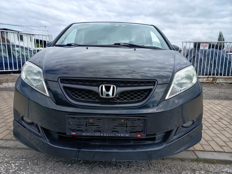 Honda FR-V
