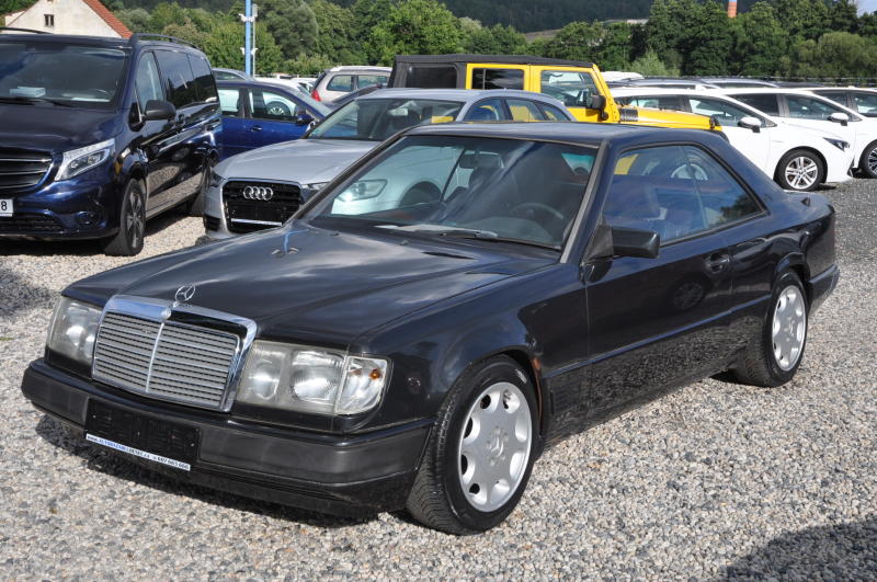 Mercedes-Benz 124