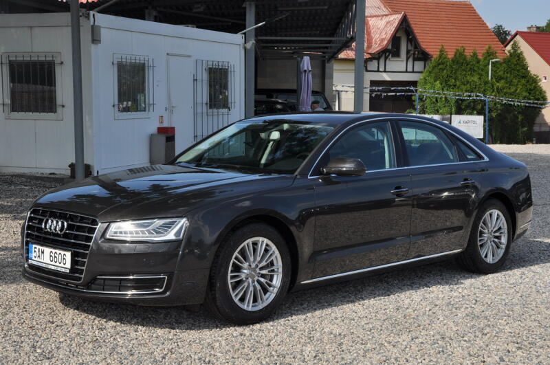 Audi A8