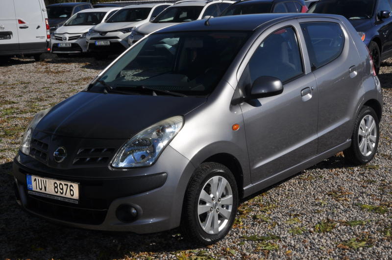 Nissan Pixo