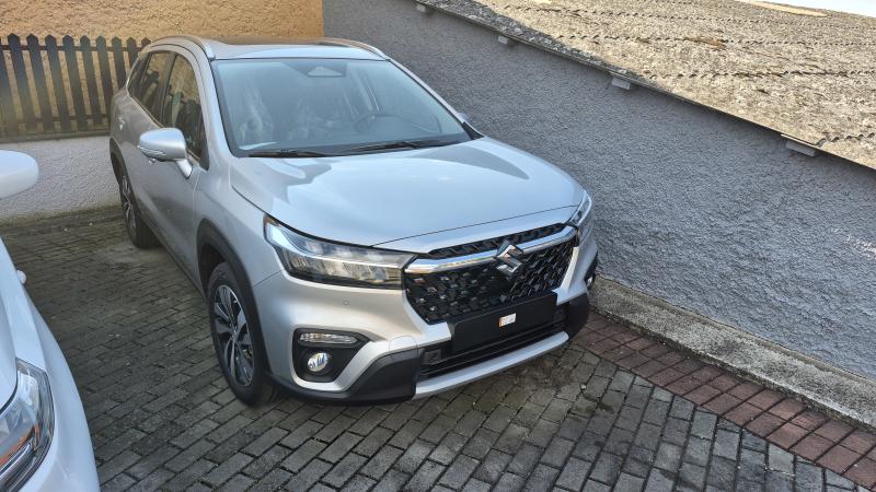 Suzuki S-Cross
