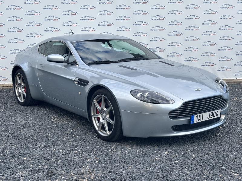 Aston Martin V8 Vantage