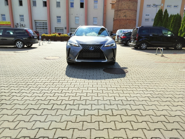 Lexus UX 250h 2.0 BUSINESS edition