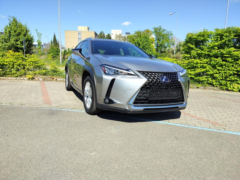 Lexus UX 250h