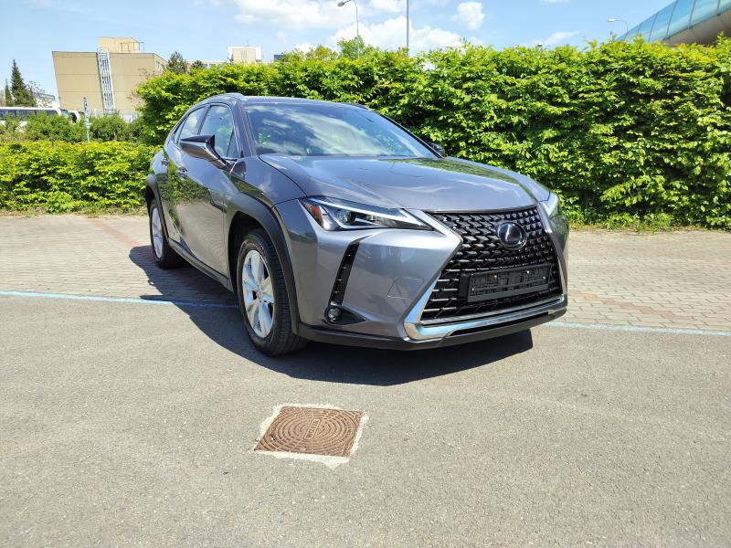 Lexus UX 250h