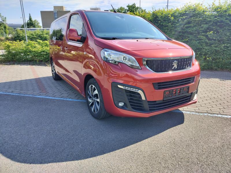 Peugeot Traveller