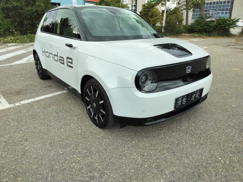 Honda e