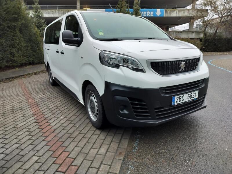 Peugeot Traveller