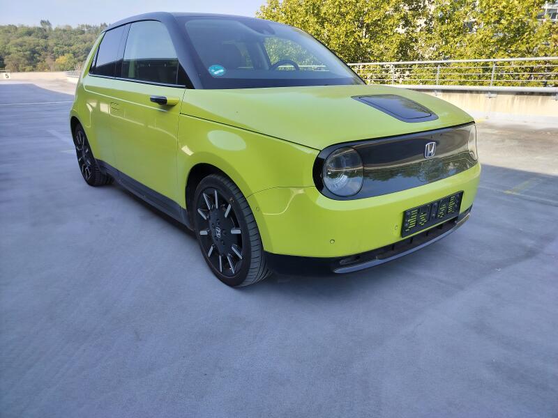 Honda e