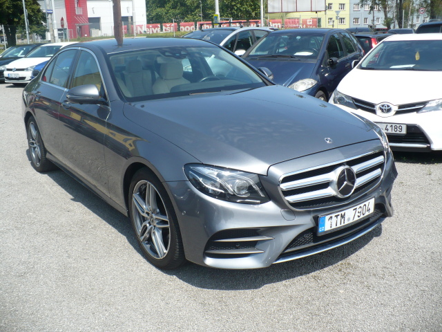 Mercedes-Benz Triedy E