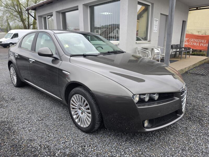 Alfa Romeo 159