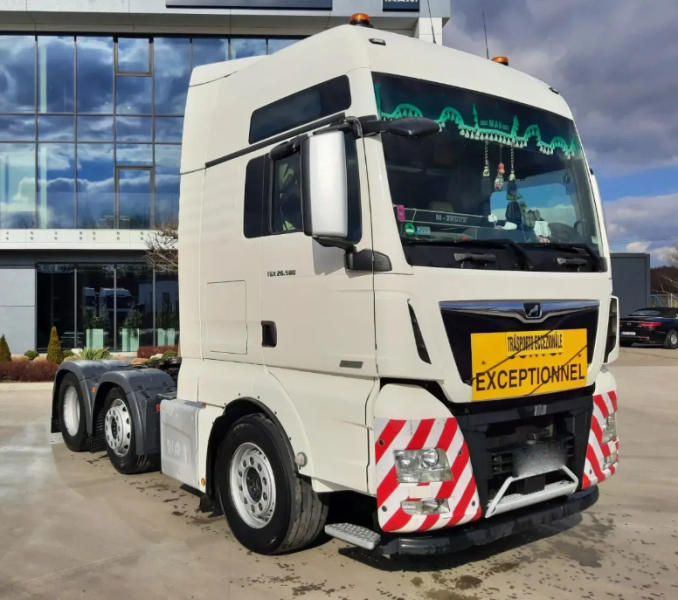 MAN TGX
