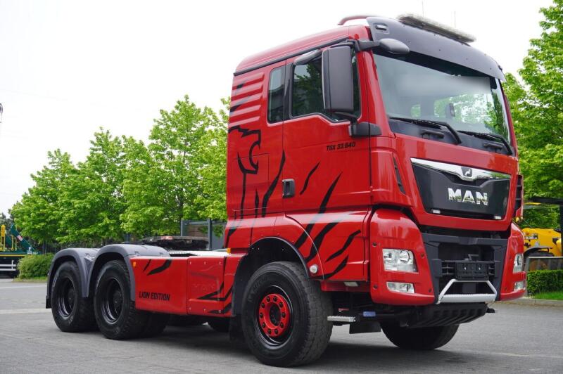 MAN TGX